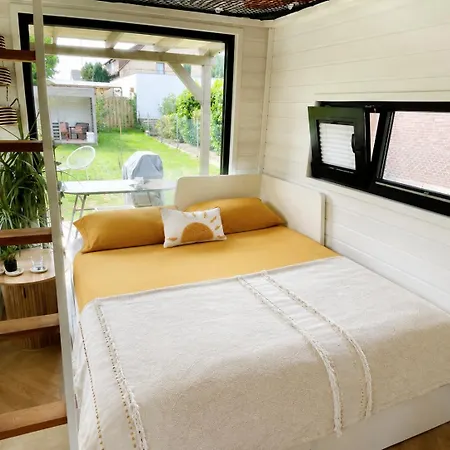 Holiday home Tinyhaus Marie Von Tinyhaus *